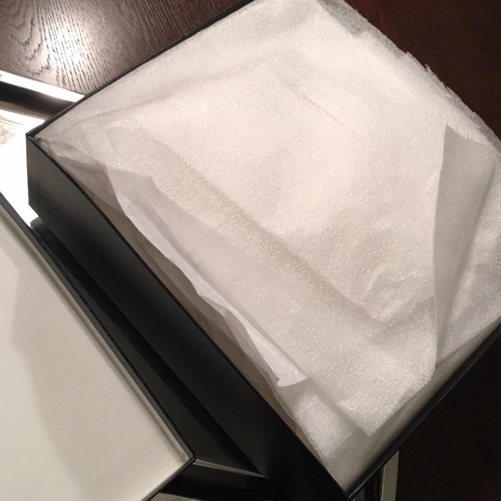 CHANEL Shoe Box - Picture 7 of 11